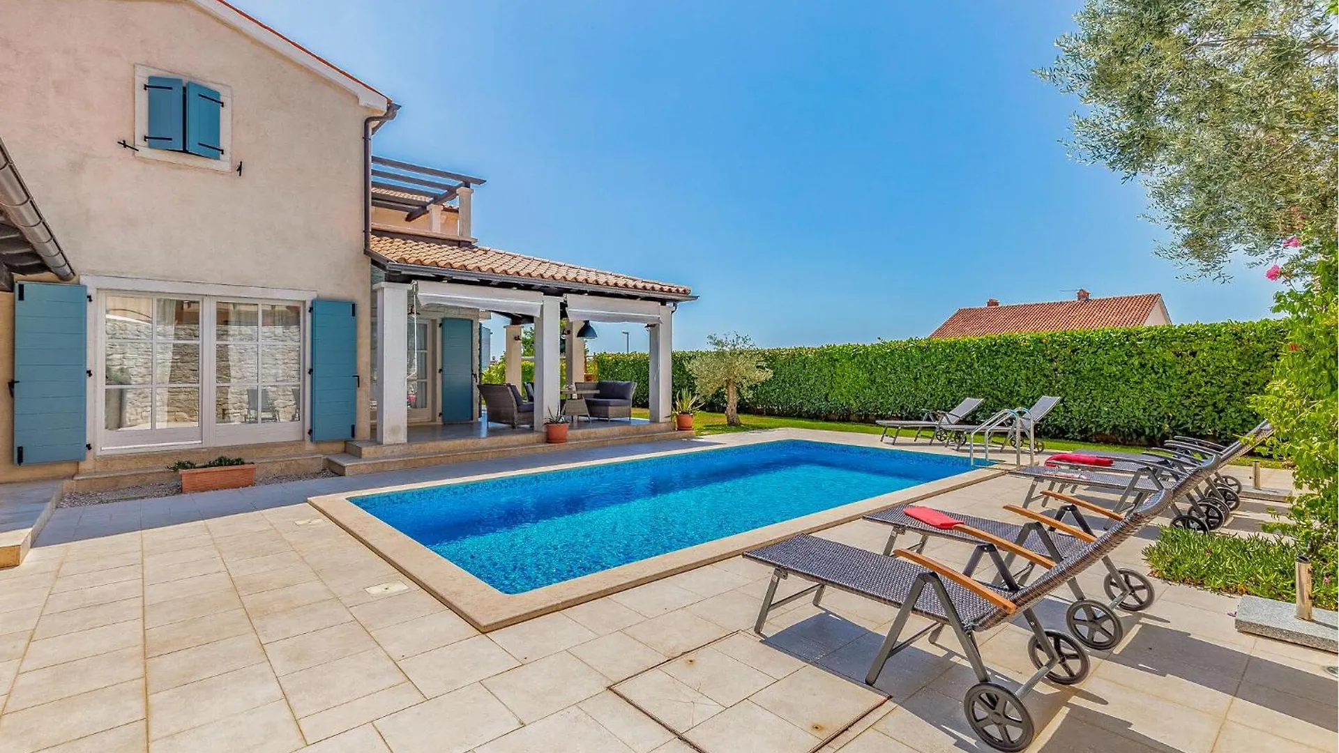 4 Bedroom Lovely Home In Fažana Κροατία