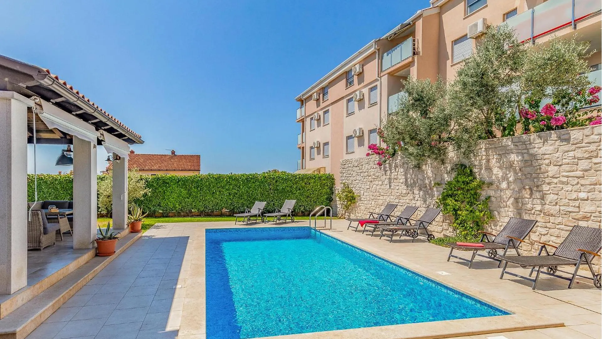 Σπίτι διακοπών 4 Bedroom Lovely Home In Fažana